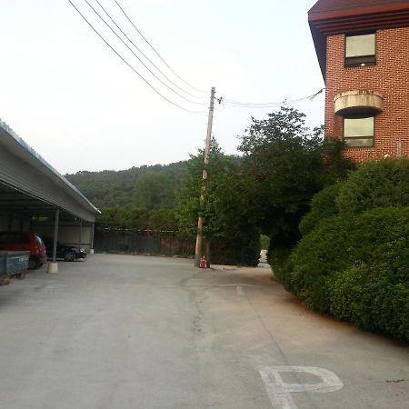 Feel Motel Pocheon Exterior photo